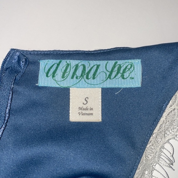 Francesca’s Dina Be lace dress, Size Small - Picture 6 of 8